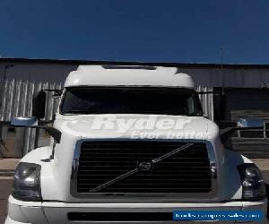 2013 VOLVO VNL64T 670 --