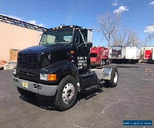 2000 International 8100