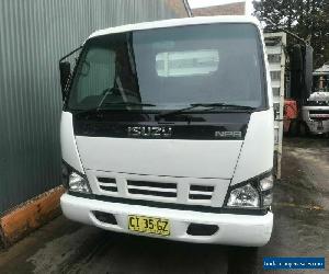 2007 Isuzu NPR 400 Table top truck with cage