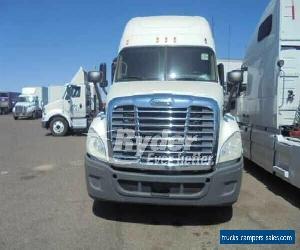 2012 FREIGHTLINER CASCADIA 125 -- for Sale