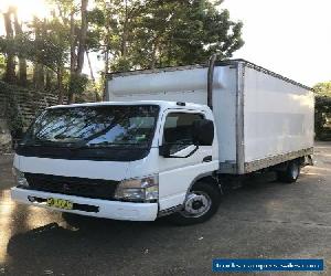  2005 Mitsubishi Fuso Canter Pantech Truck