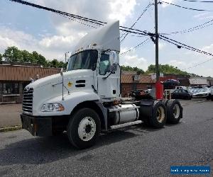 2007 MACK CXN613 DAYCAB TRUCK