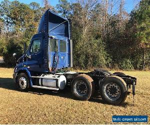 2014 Freightliner CA113 TANDEM DAYCAB --