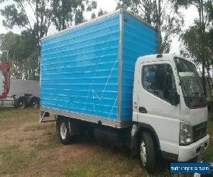 Mitsubishi Fuso Canter 2007 Furniture Pantech Truck. Courier Pan