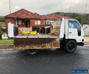 2001 DAIHATSU DELTA  TIPPER TRUCK CAR LIC LEGAL GVM 4495 LOW KLMS 232712