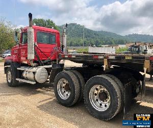 1998 Mack CL700