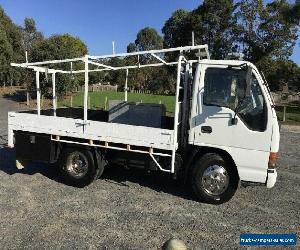 1994 ISUZU Tray Truck