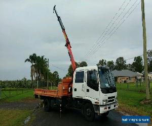 Isuzu frr 500 diesel crane crew cab tray service body truch dual cab