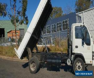 Isuzu npr tipper 2007