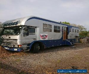 Scania 18 T horse lorry