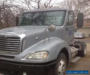 2007 Freightliner Columbia