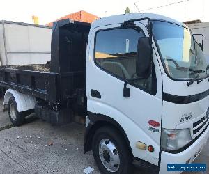 hino tipper 2009 second owner for Sale