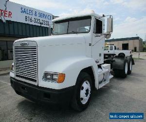 2001 Freightliner FLD 120 --