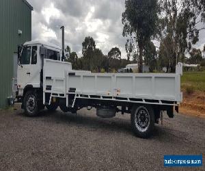 2004 NISSAN UD TIPPER WITH TOOL BOX