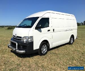 TOYOTA HIACE SLWB 2010 DIESEL ONE OWNER READY FOR THE TRADIE..REAR SHELVING!!!