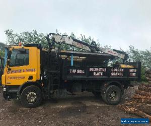 4 WHEEL GRAB LORRY