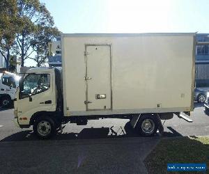 2009 Hino 300 716 3 Pallet Auto Refrigerated Truck