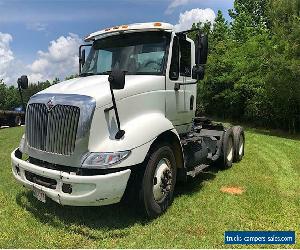 2006 International 8600 T/A DAYCAB --