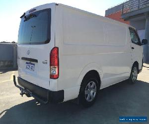 TOYOTA HIACE TRH201R AUTOMATIC