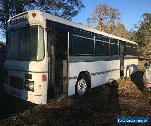 Bus 1984 Volvo 6 cyl auto mid mount