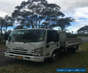 Isuzu truck for Sale