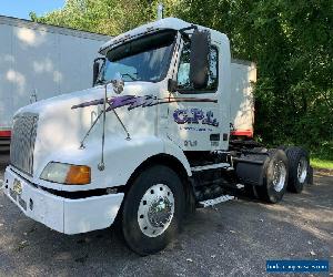 1999 Volvo VNM64T for Sale