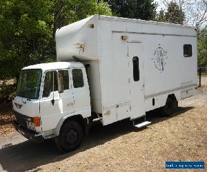 EX - FILM INDUSTRY  GREEN ROOM / PRODUCTION OFFICE / MAKE-UP / WARDROBE TRUCK.