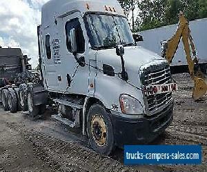 2010 Freightliner Columbia