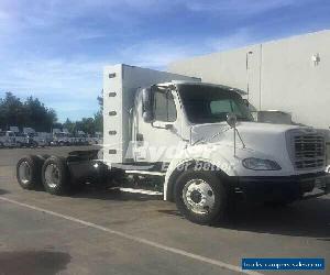 2013 FREIGHTLINER M2 112 --