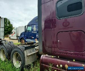 2002 Peterbilt Semi-Truck Tractor