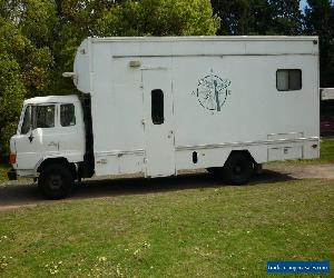 EX - FILM INDUSTRY  GREEN ROOM / PRODUCTION OFFICE / MAKE-UP / WARDROBE TRUCK.