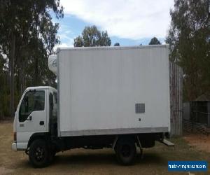 Isuzu NPR 300 Refrigerated