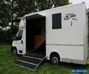 HORSEBOX 2013 CITROEN RELAY 3.5T CARRY 2 X LARGE HORSES