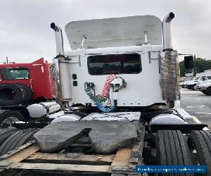 2004 Freightliner Columbia