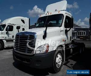 2012 FREIGHTLINER CASCADIA 125 --