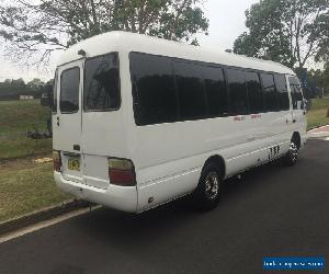 Toyota Coaster 21 Seater Minibus 6 Cyl Deluxe 