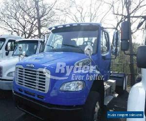 2006 FREIGHTLINER M2 106 -- for Sale