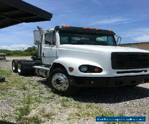 2000 Freightliner