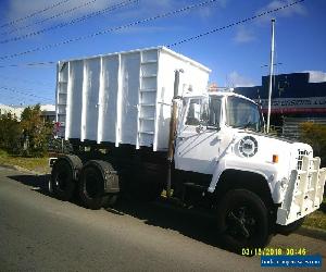 Ford Louisville, Hooklift , Bin Truck, Skip truck Hooklift truck, Skip bin.