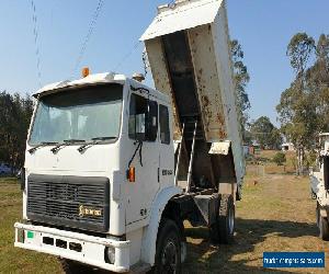 International acco 1850e tipper truck. Turbo diesel Phaser