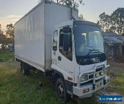 Isuzu 2006 FRR Long wheelbase furniture pantech truck. Tailgate Loader! for Sale