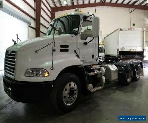 2012 Mack PINNACLE CXU613