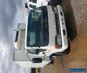 Isuzu npr400 truck