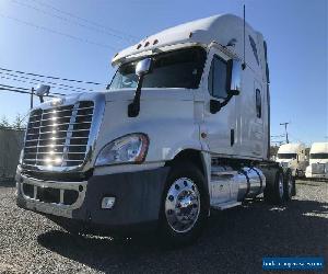 2013 Freightliner cascadia