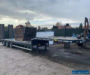 2018 broshuis extendable self tracking low loader with flip toe ramps.