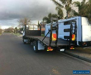 1993 ISUZU White Truck with Banana Back