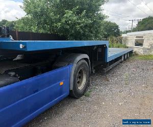 Low loader beaver tail trailer 