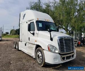 2013 Freightliner CASCADIA