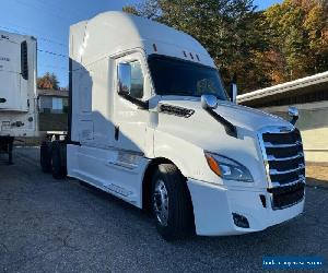 2019 Freightliner CASCADIA