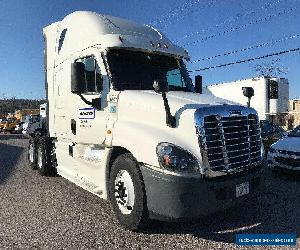 2015 Freightliner CASCADIA 125